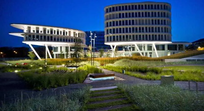Sound Garden Hotel Airport Warsaw