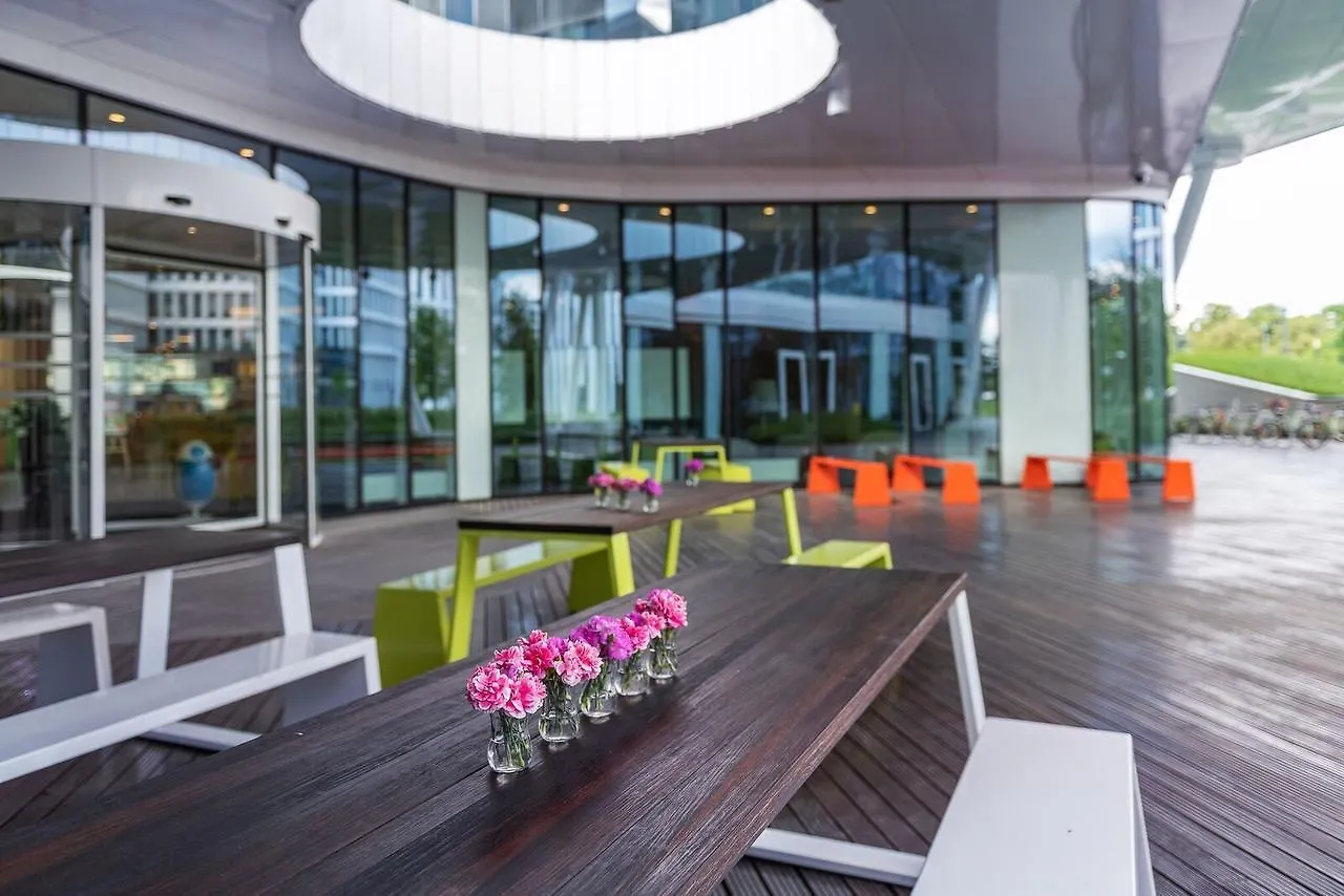 ***  ורשה Sound Garden Hotel Airport פולין