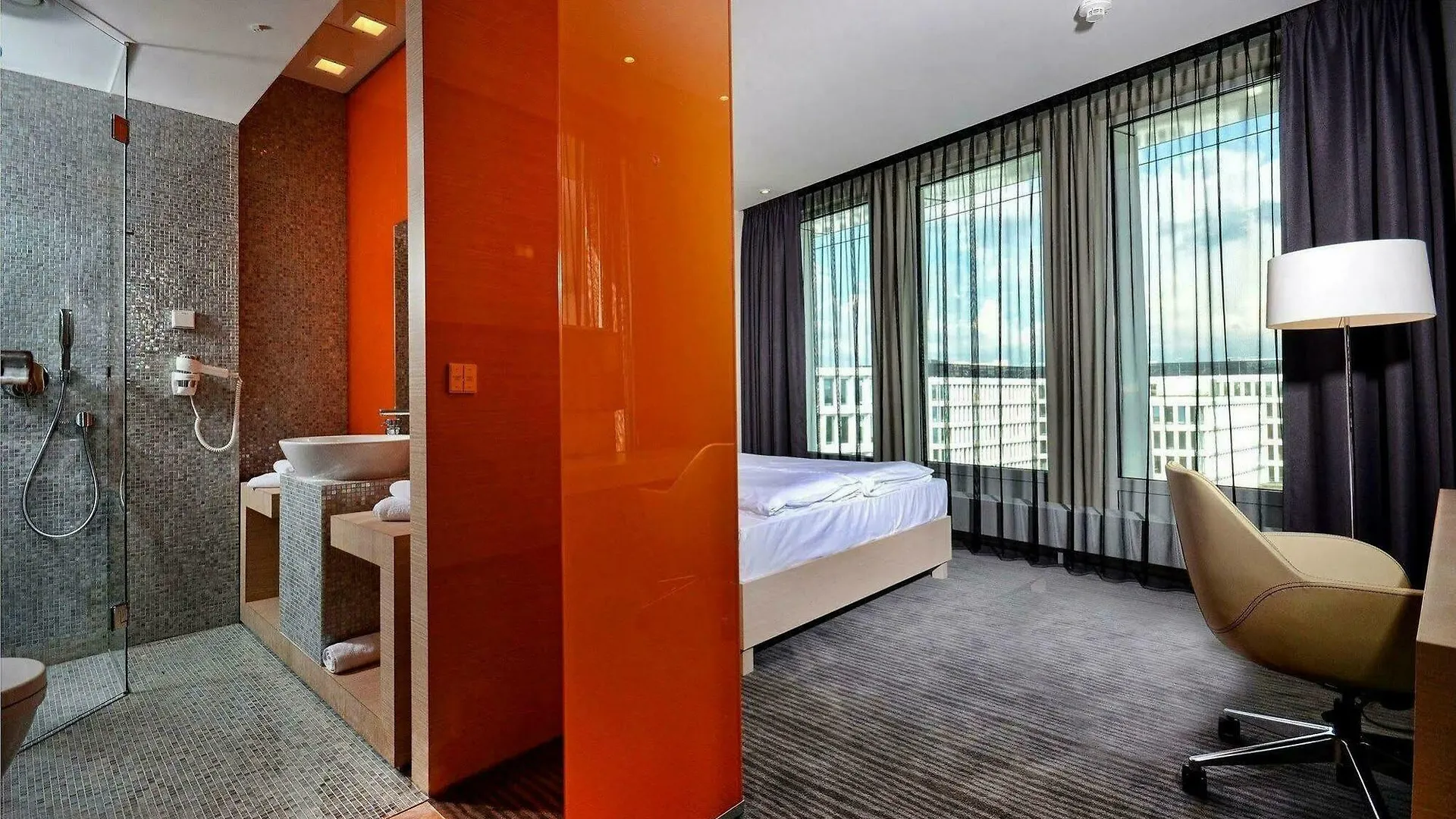 ורשה Sound Garden Hotel Airport