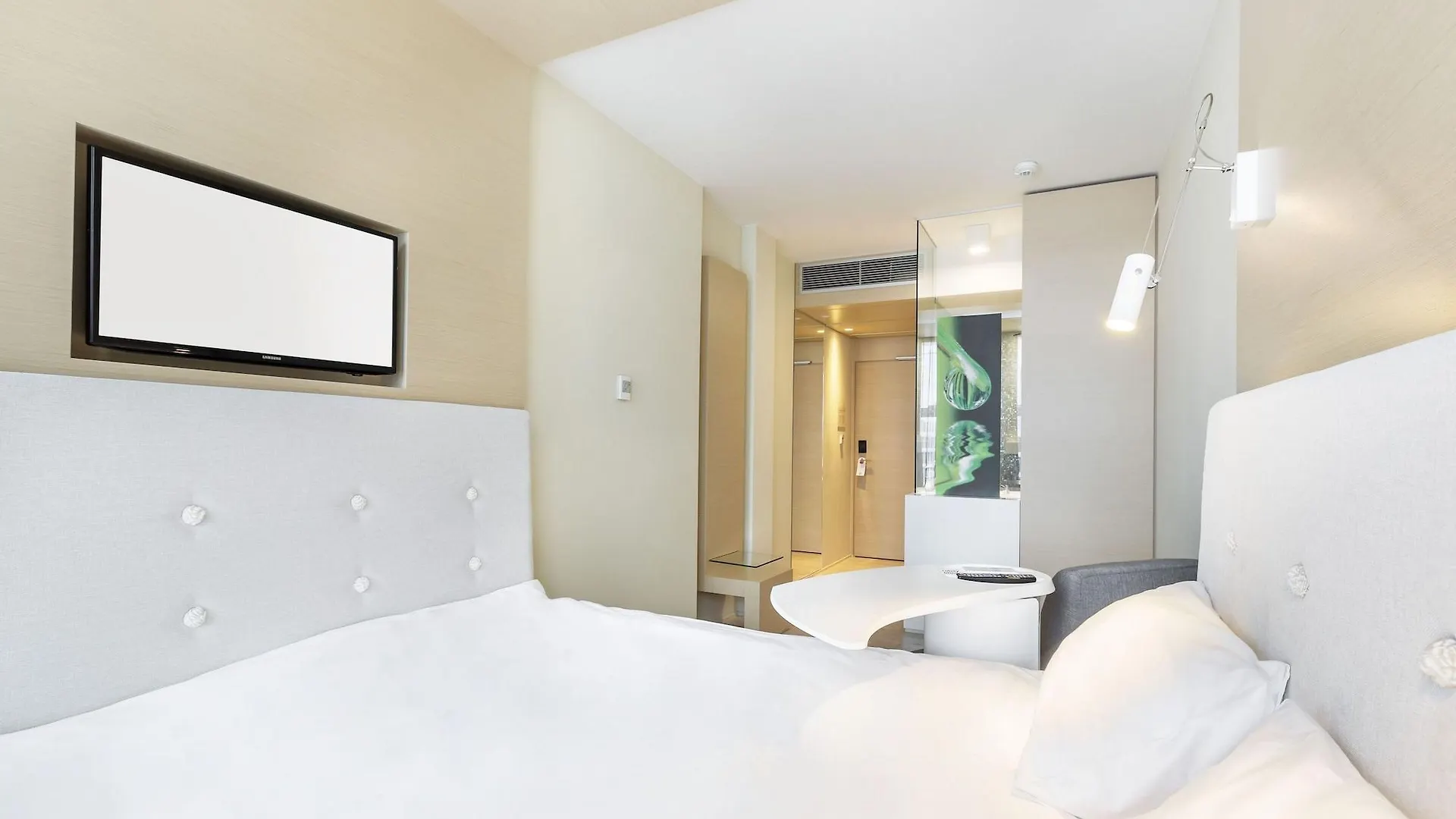Sound Garden Hotel Airport Warsaw 3*,  Poland